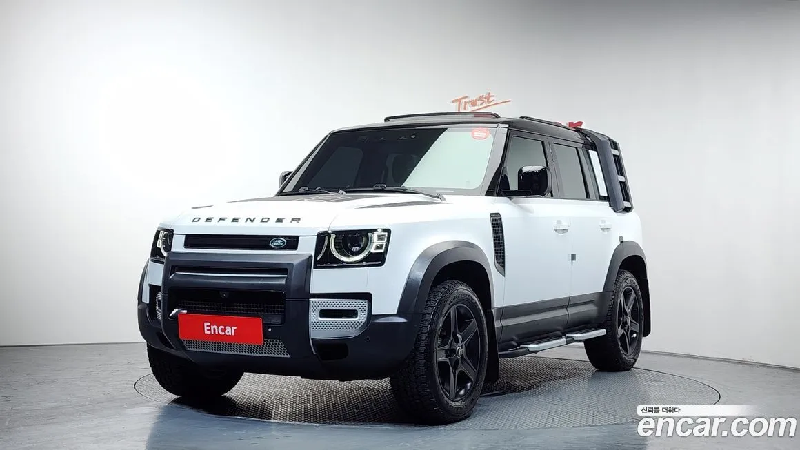 Land Rover Defender — фото 1