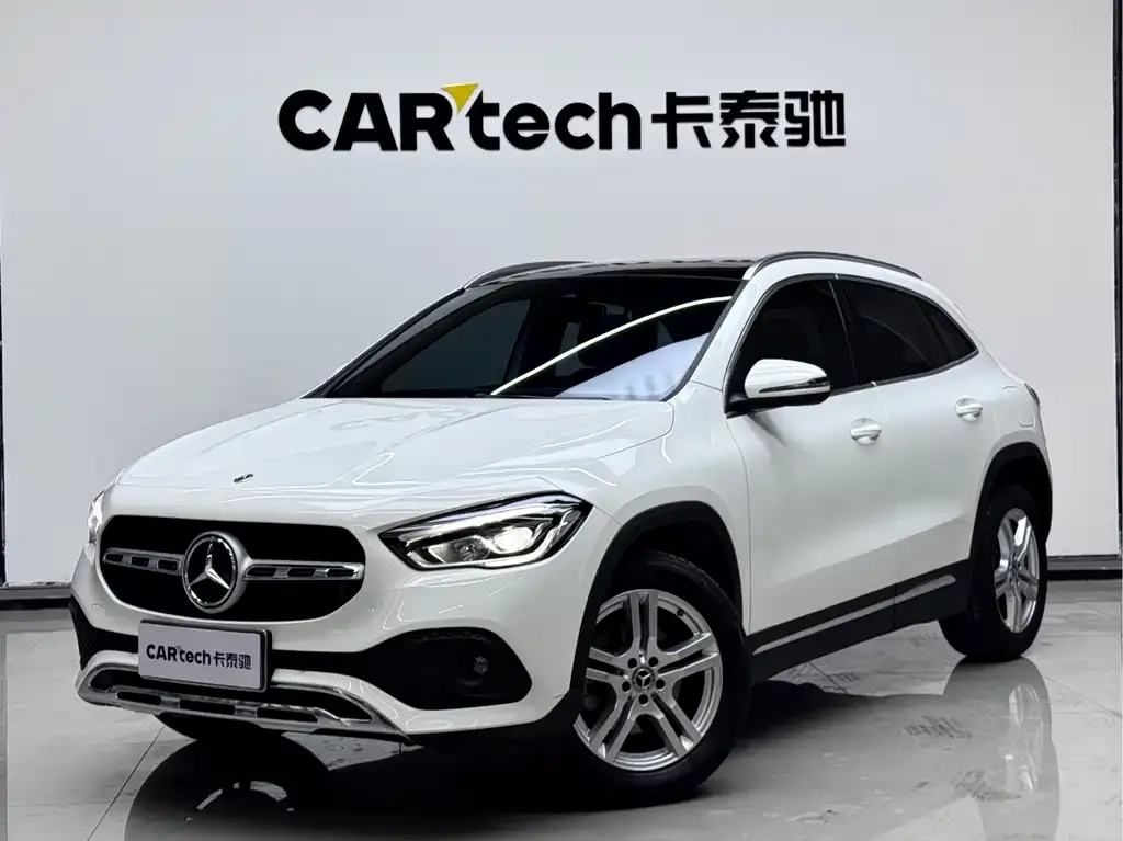 Mercedes-Benz GLA — фото 1