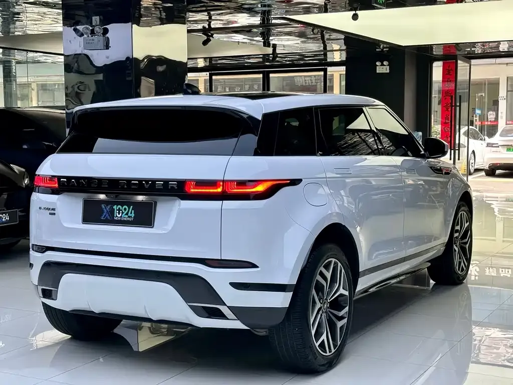 Land Rover Evoque PHEV — фото 6