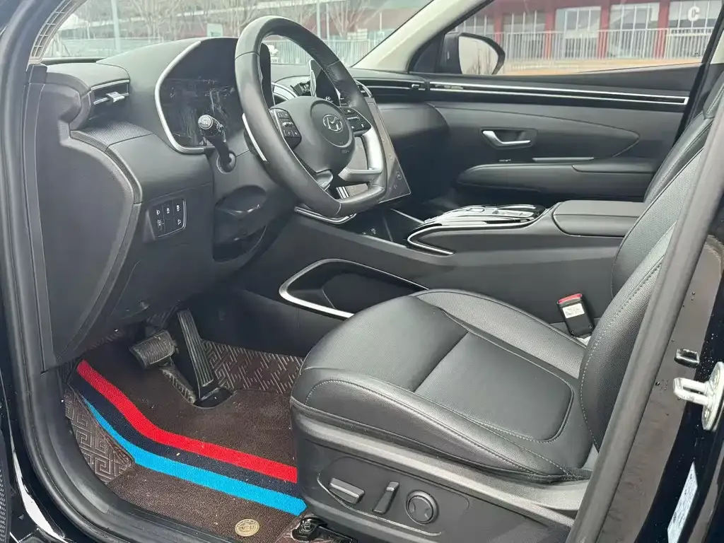 Hyundai Tucson — фото 9