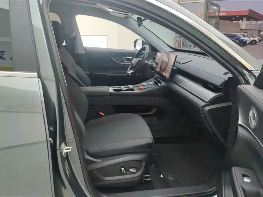 Chery Tiggo 8 PLUS — фото 9