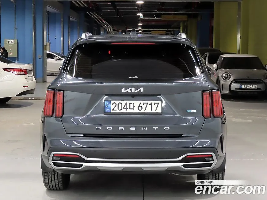 Kia Sorento — фото 10