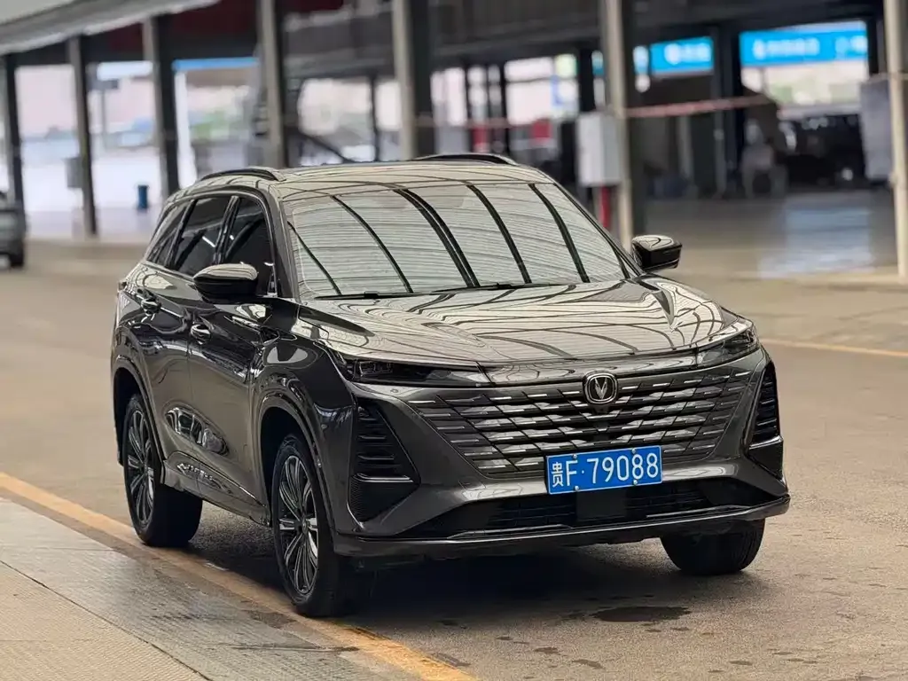 Changan CS75PLUS — фото 9