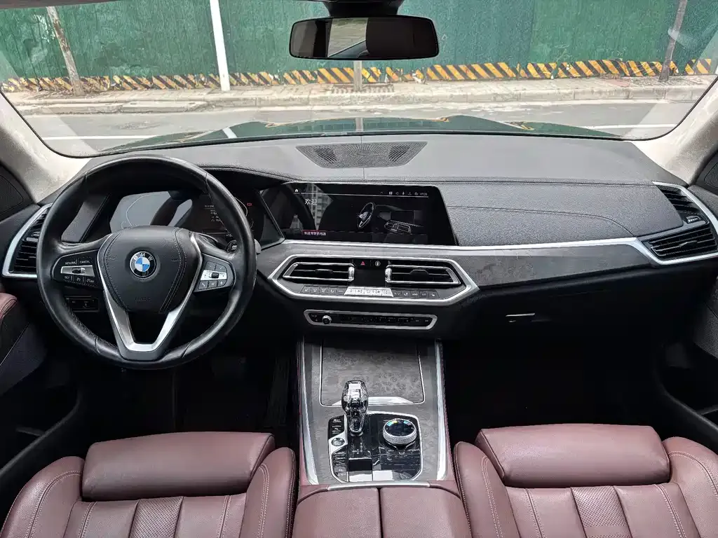 BMW X5 (Import) — фото 3