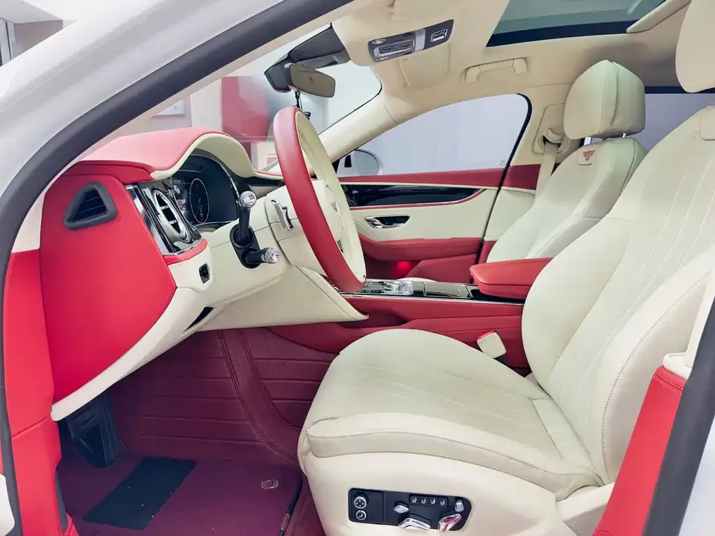 Bentley Flying Spur — фото 9