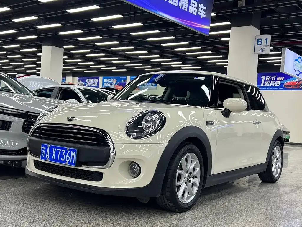 MINI Cooper (3-door) — фото 1