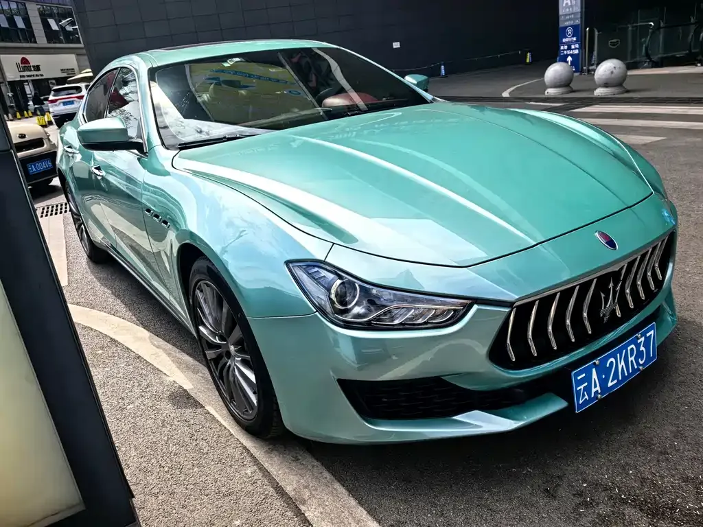 Maserati Ghibli — фото 1