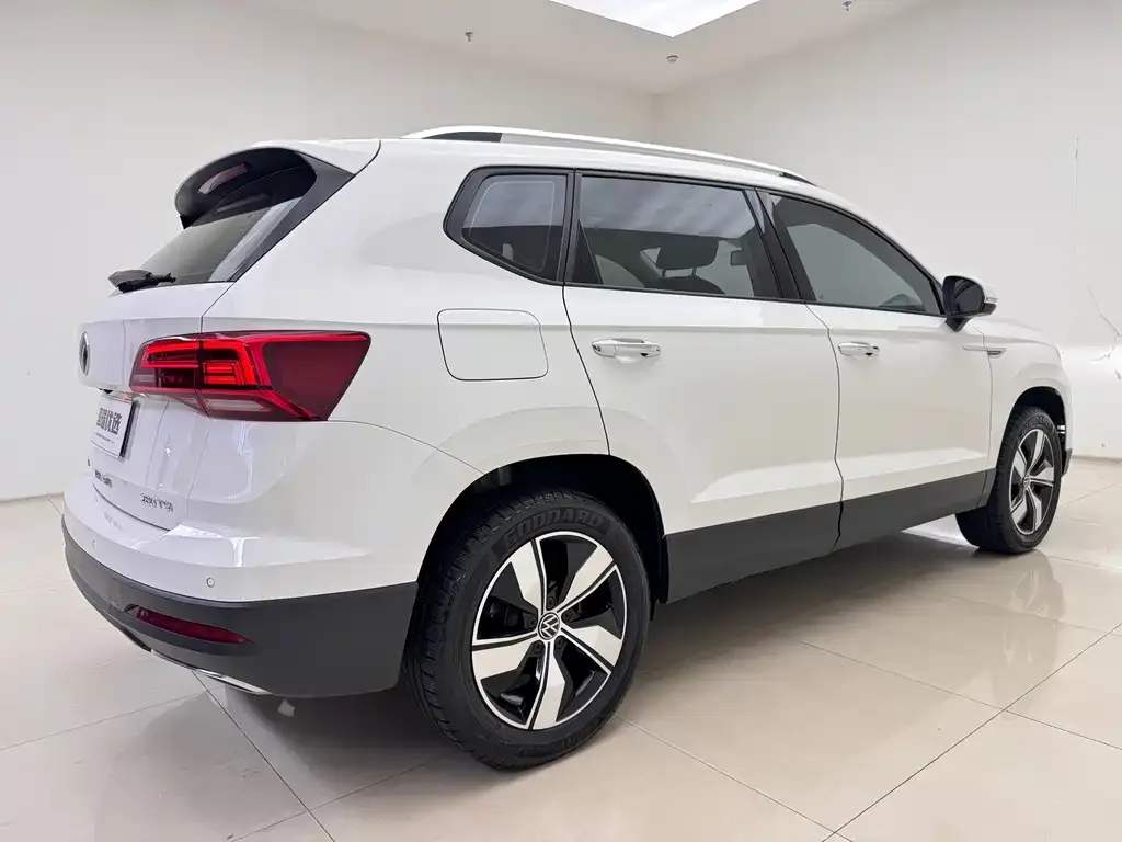 Volkswagen Tharu — фото 5