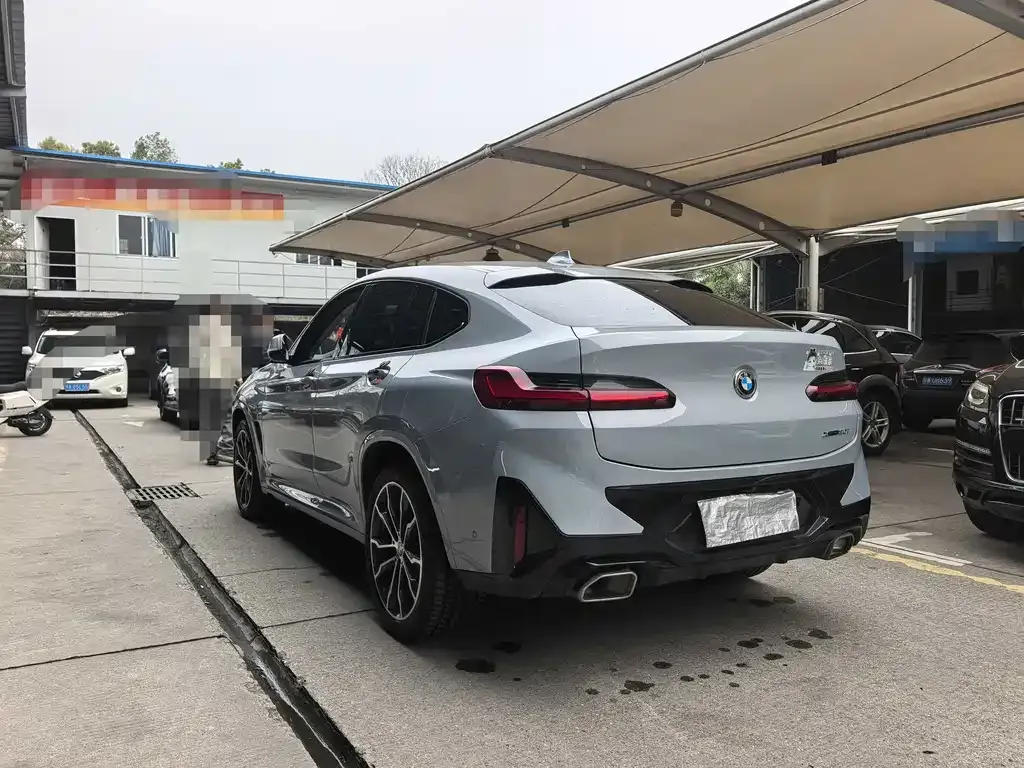 BMW X4 — фото 4