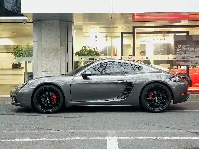 Porsche 718 — фото 1