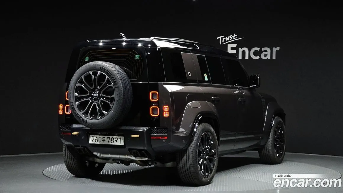 Land Rover Defender — фото 7