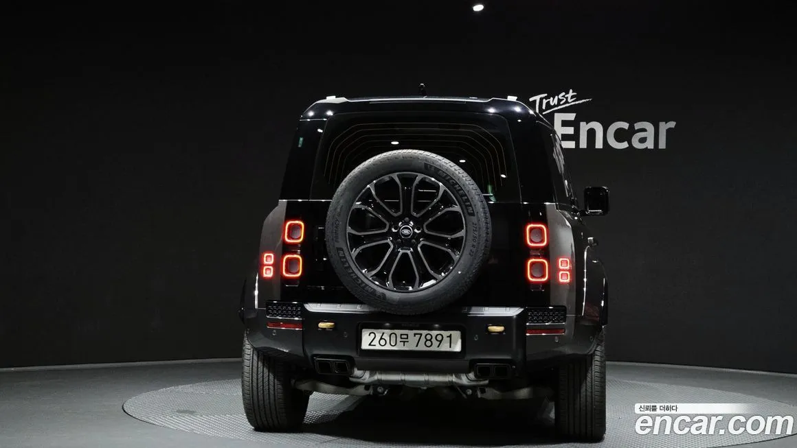 Land Rover Defender — фото 2