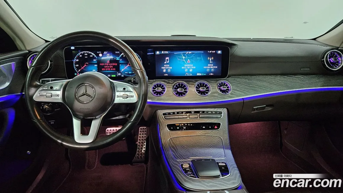 Mercedes-Benz CLS-Class — фото 7