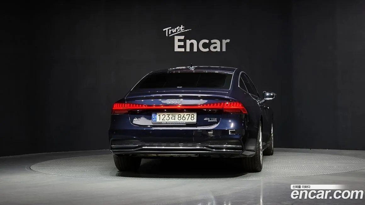 Audi A7 — фото 7