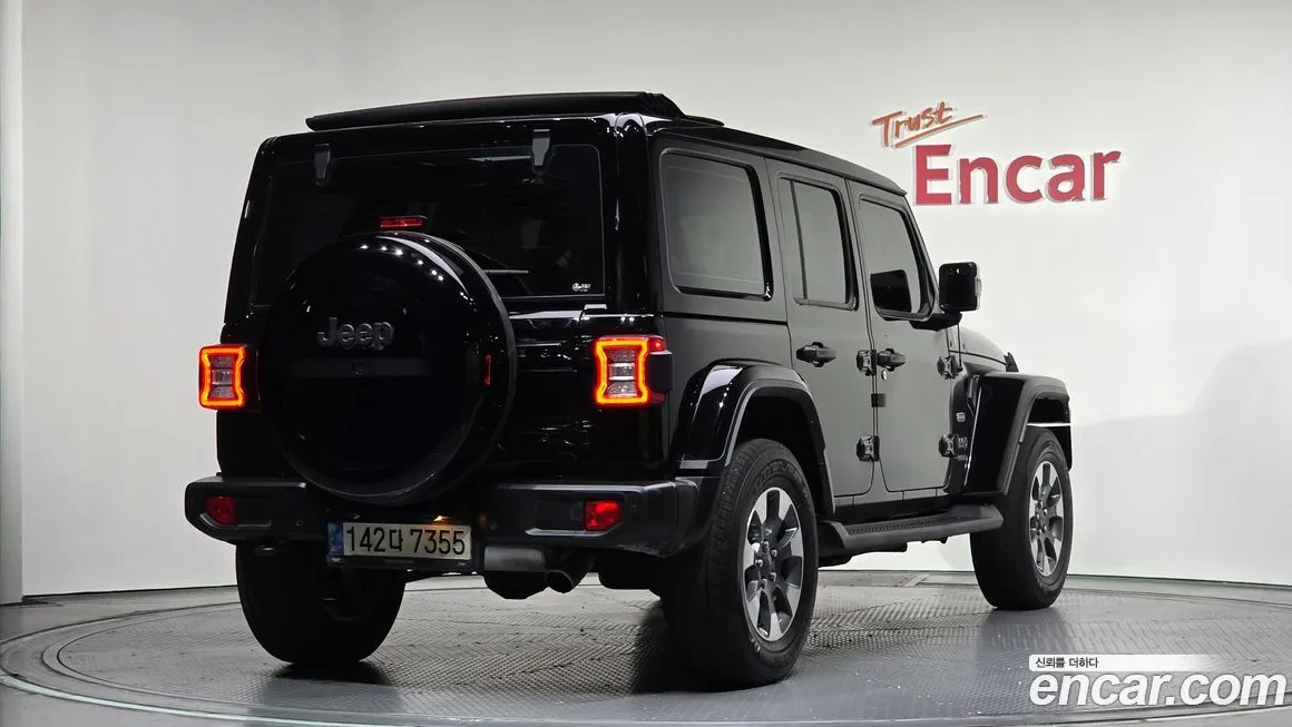 Jeep Wrangler — фото 2