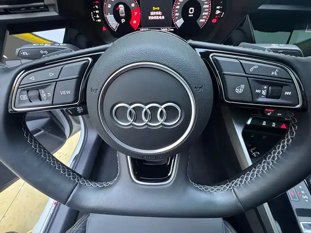 Audi A3 — фото 10