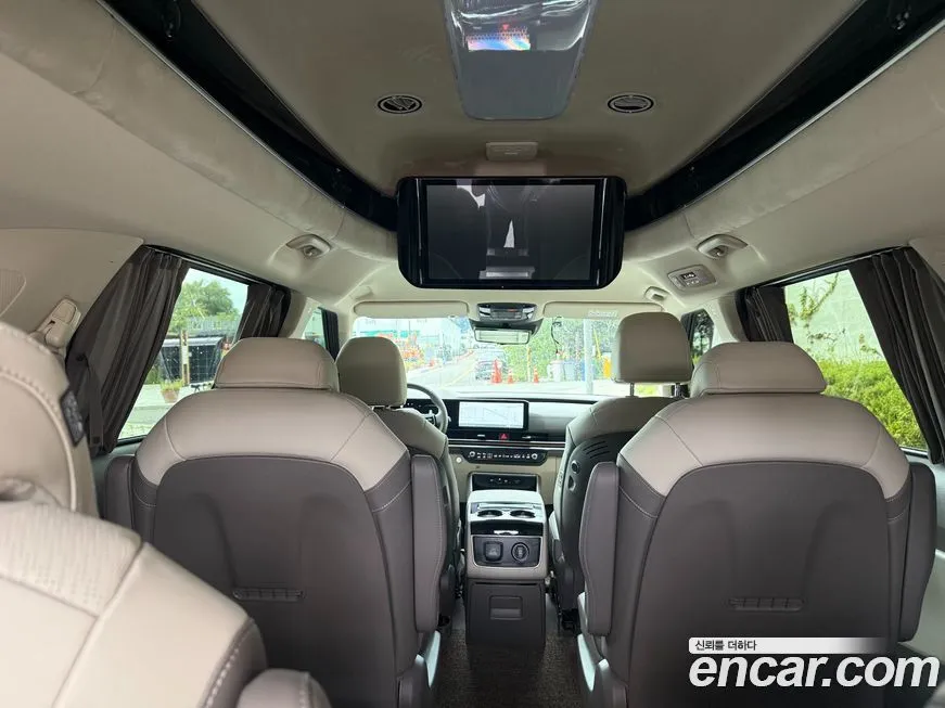 Kia Carnival — фото 4
