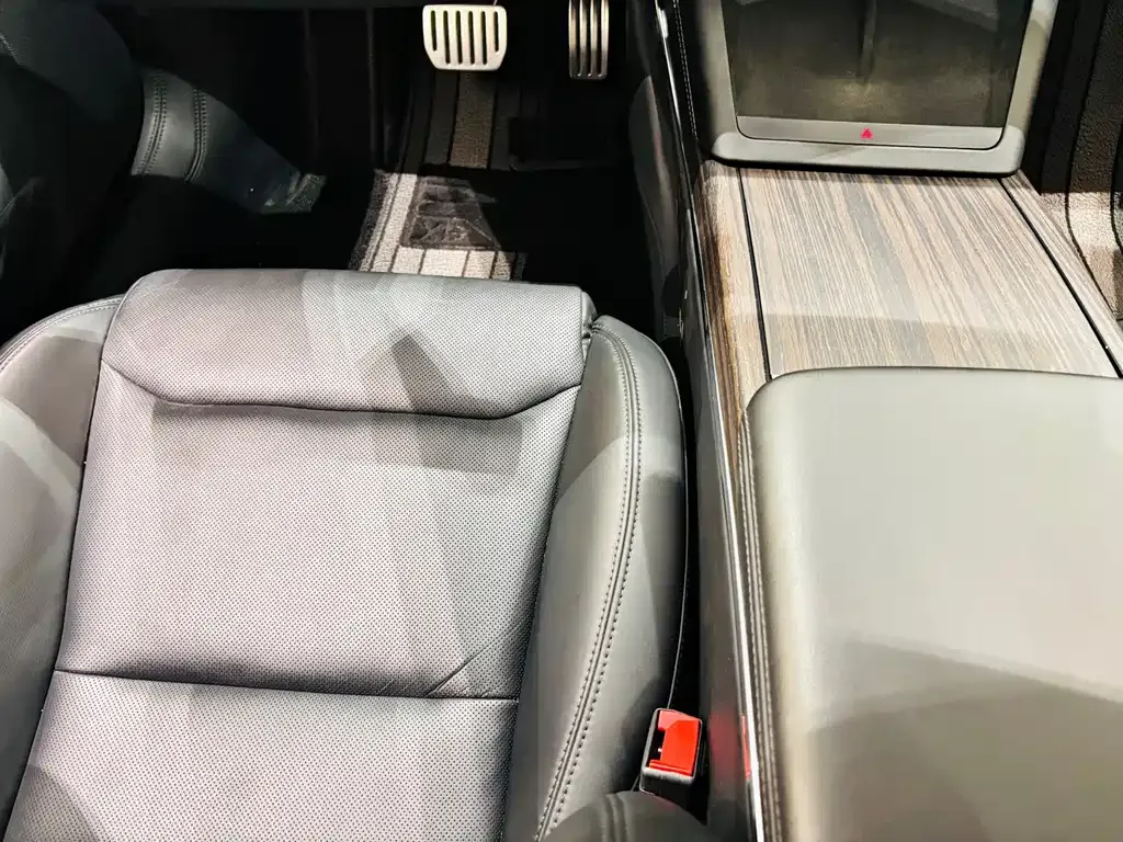 Tesla Model S — фото 3