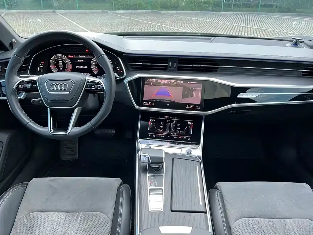 Audi A6L — фото 5