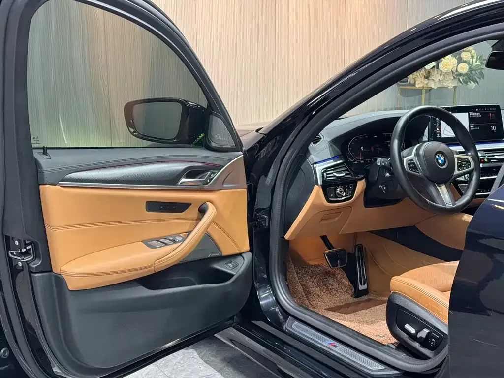 BMW 5 Series (Import) — фото 10