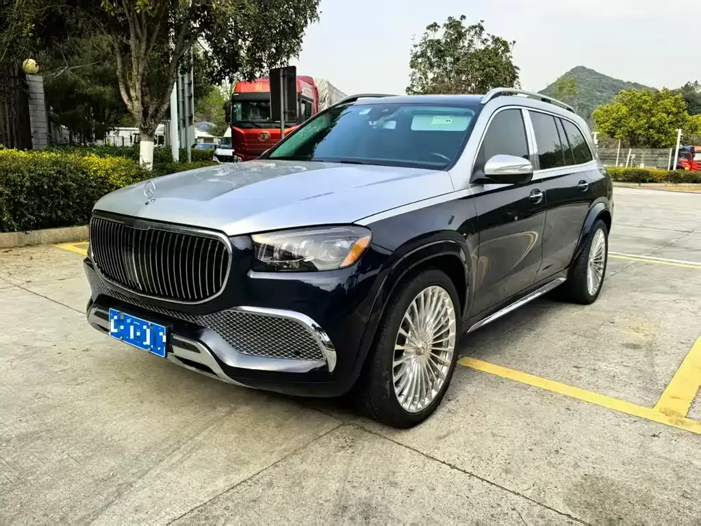 Mercedes-Benz GLS — фото 1