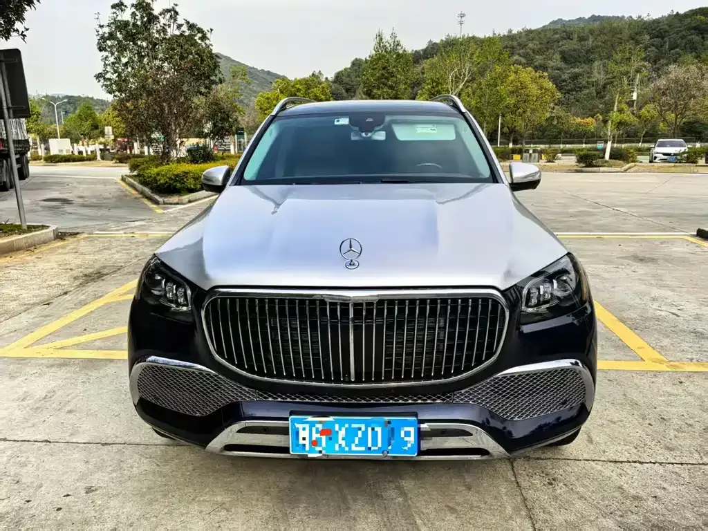 Mercedes-Benz GLS — фото 8