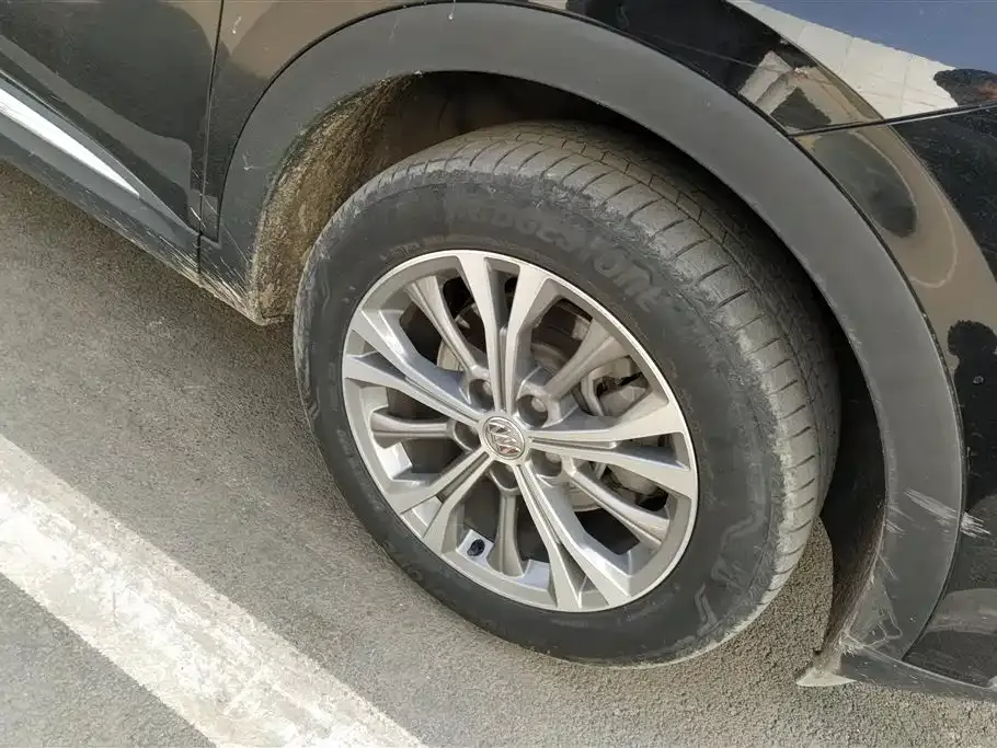 Buick Envision Plus — фото 10