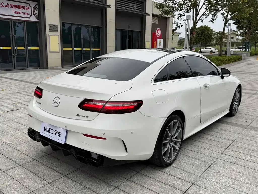 Mercedes-Benz E-Class (Import) — фото 10