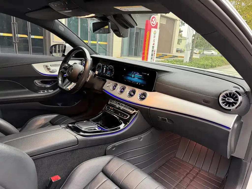 Mercedes-Benz E-Class (Import) — фото 4