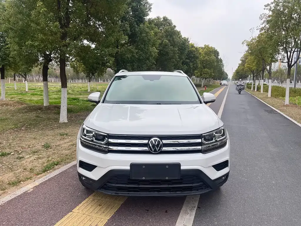 Volkswagen Tharu — фото 3