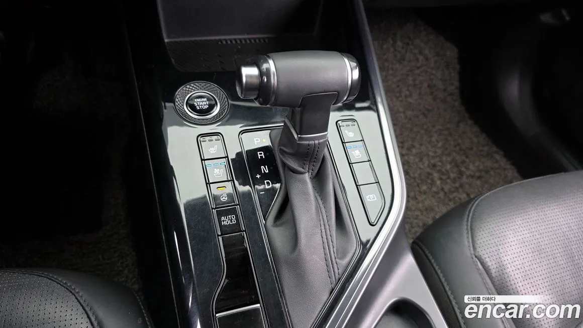 Kia Niro — фото 10