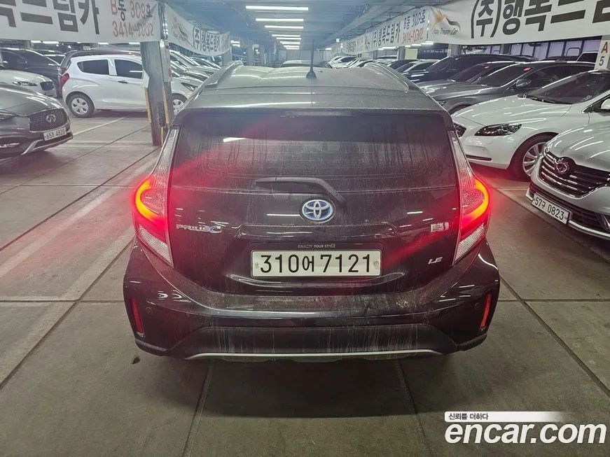 Toyota Prius — фото 10
