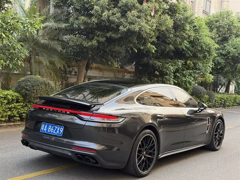 Porsche Panamera — фото 9