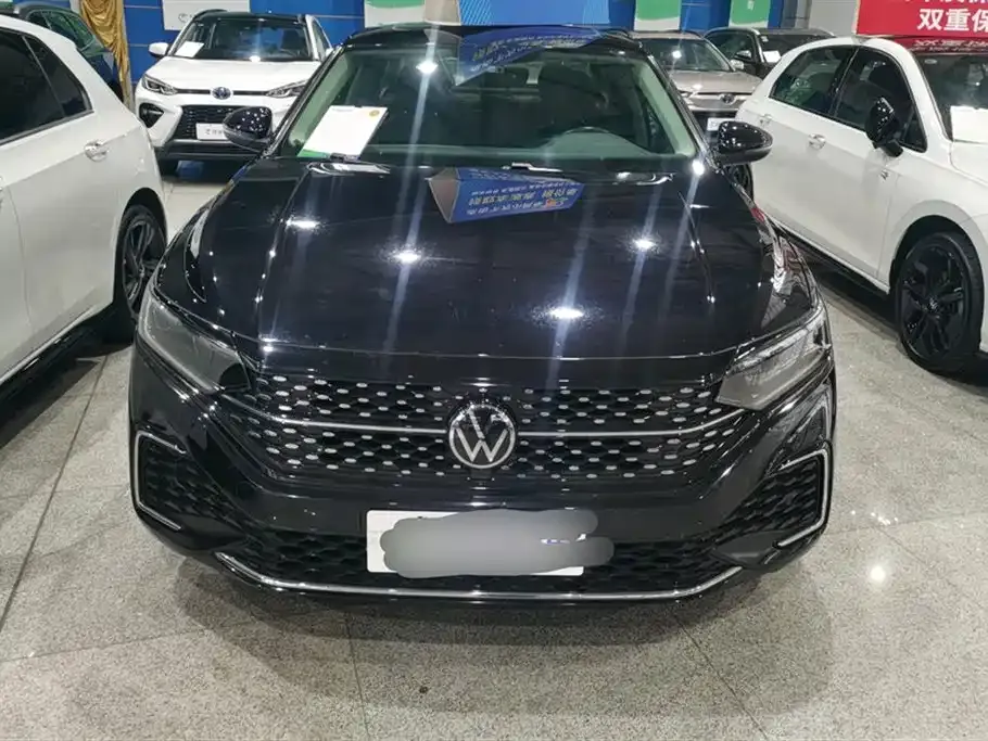 Volkswagen Passat — фото 2