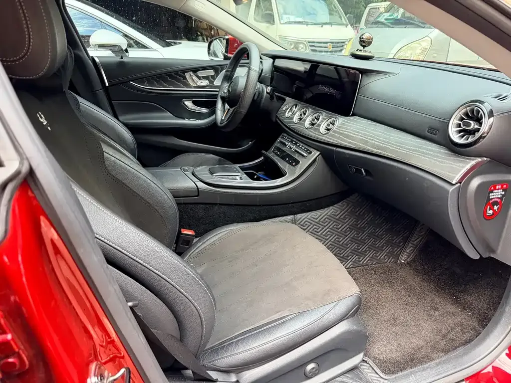 Mercedes-Benz CLS — фото 3