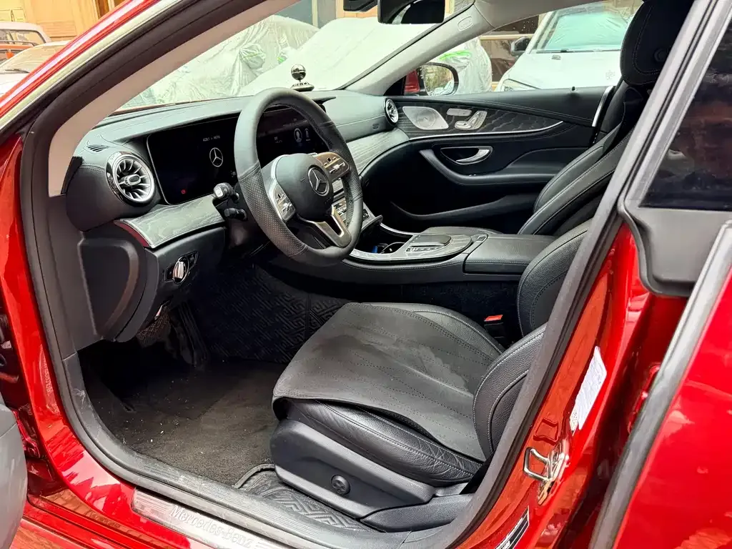 Mercedes-Benz CLS — фото 2