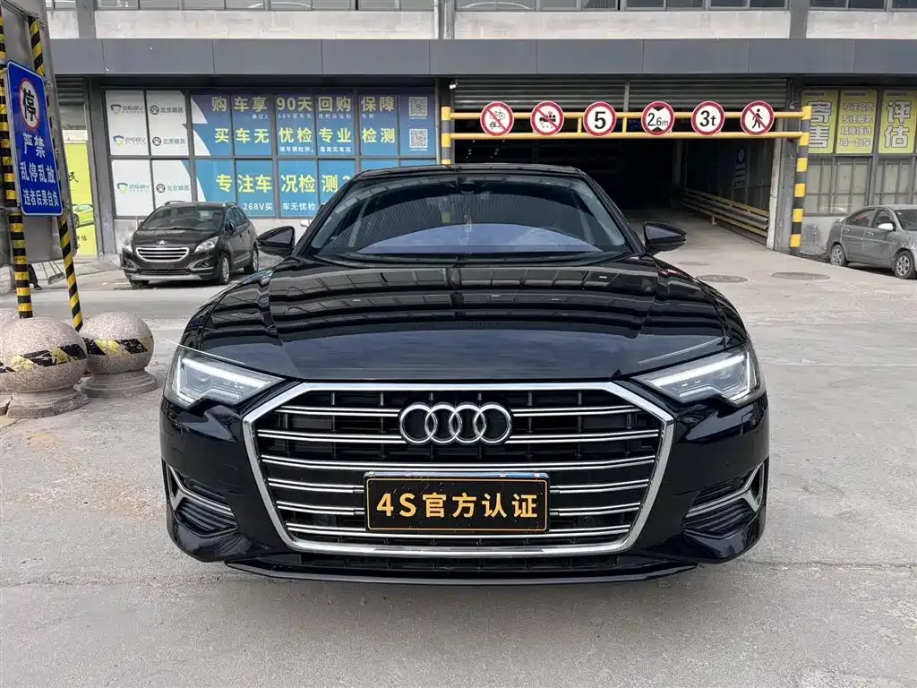 Audi A6L — фото 5