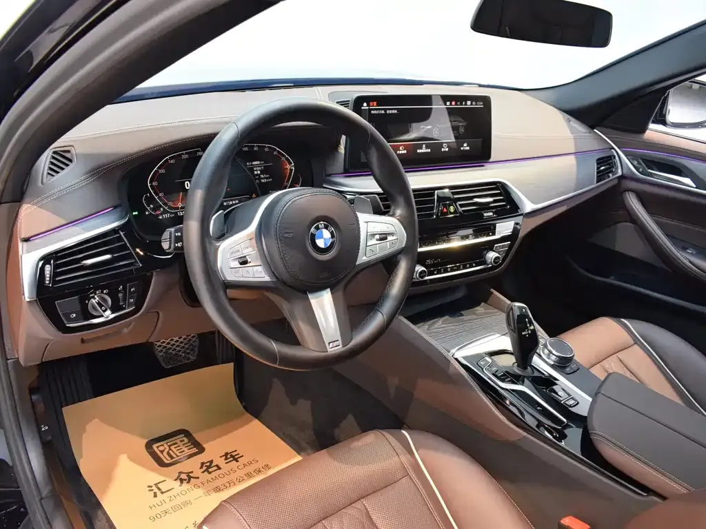 BMW 5 Series — фото 10