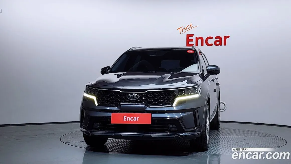 Kia Sorento — фото 5