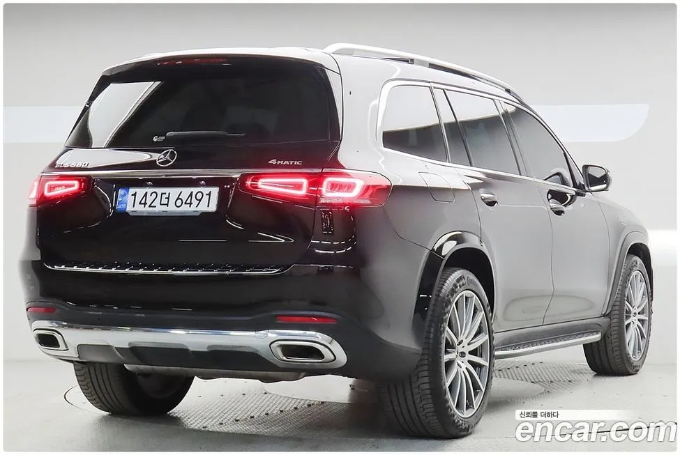 Mercedes-Benz GLS-Class — фото 8