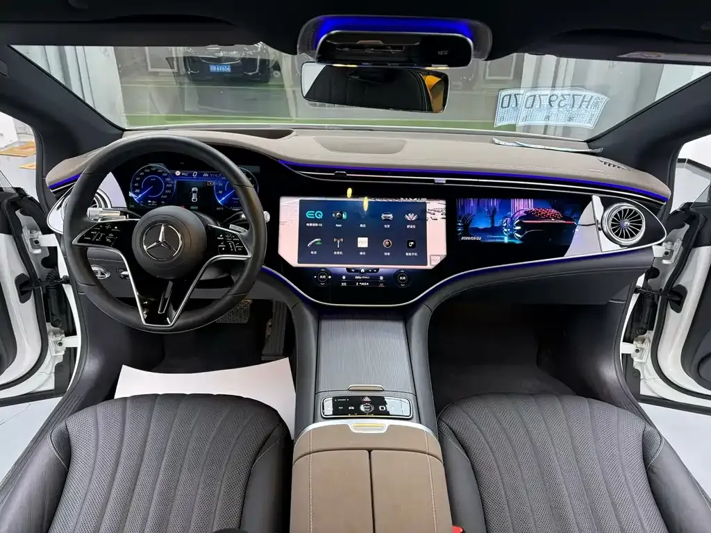 Mercedes-Benz EQS — фото 7