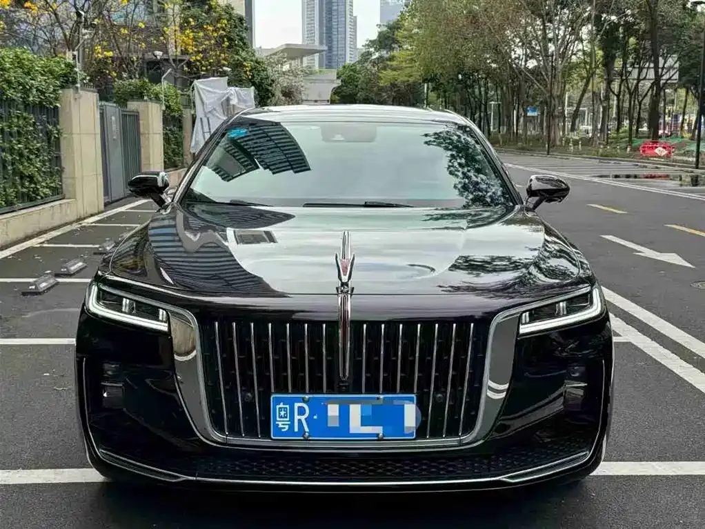 Hongqi H9 — фото 2