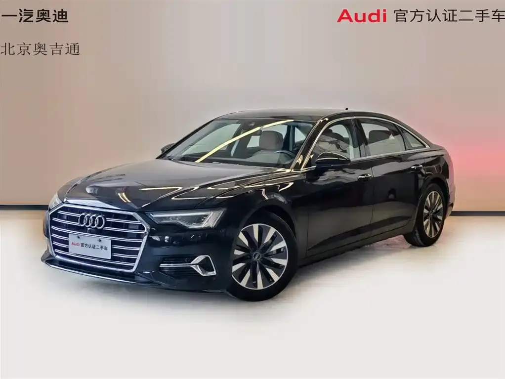 Audi A6L — фото 1
