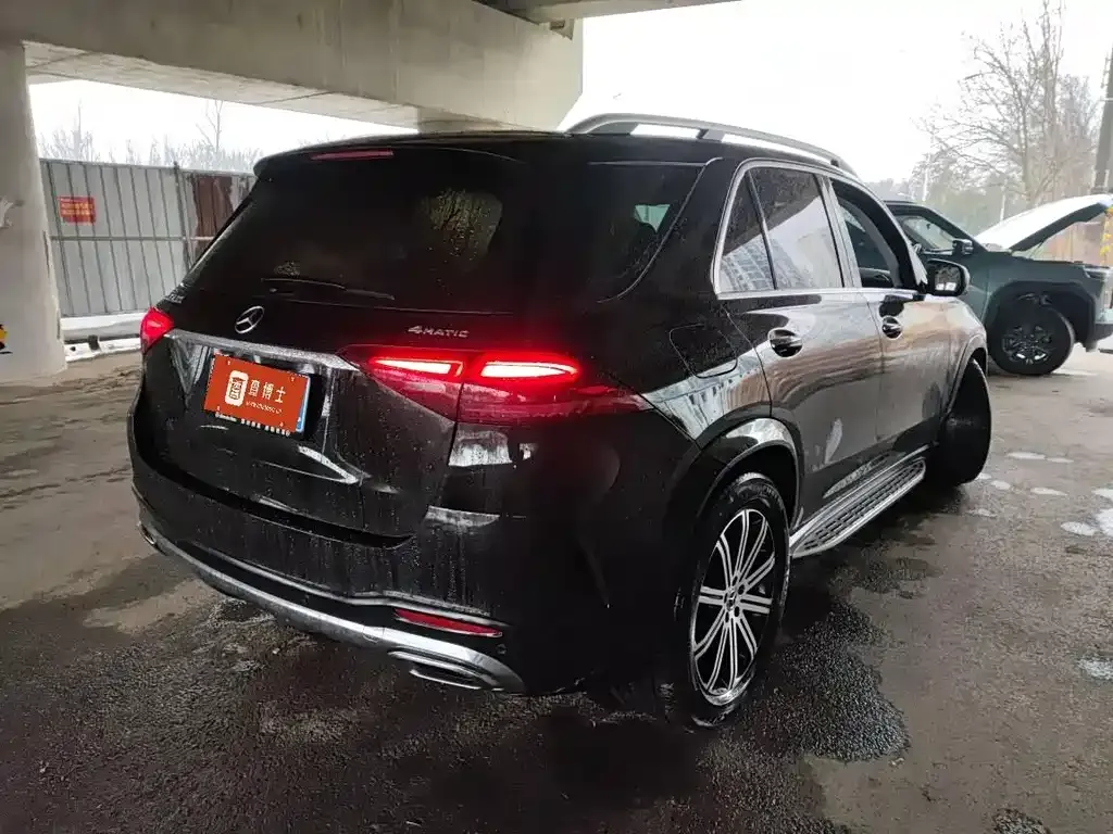 Mercedes-Benz GLE — фото 7