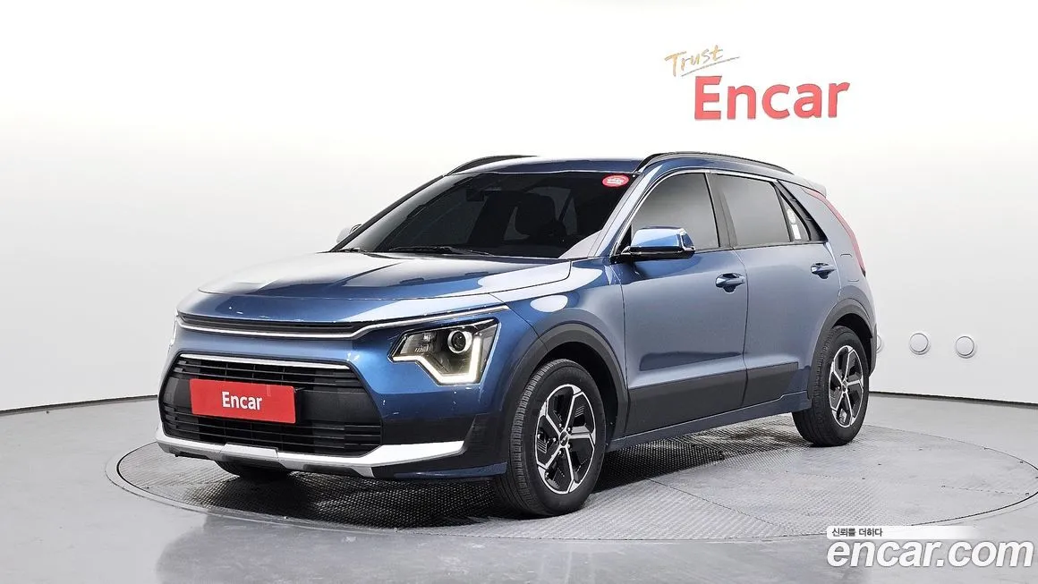 Kia Niro — фото 1