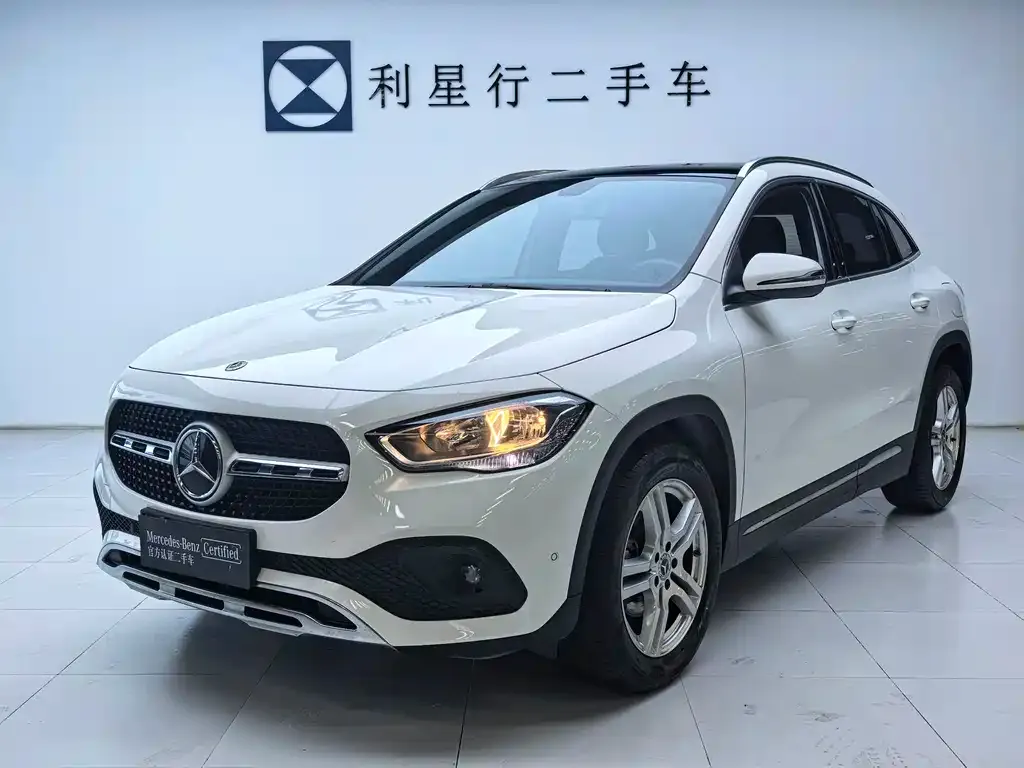 Mercedes-Benz GLA — фото 1