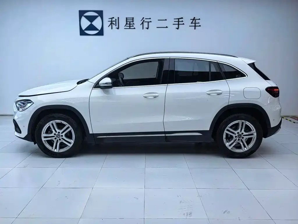 Mercedes-Benz GLA — фото 3