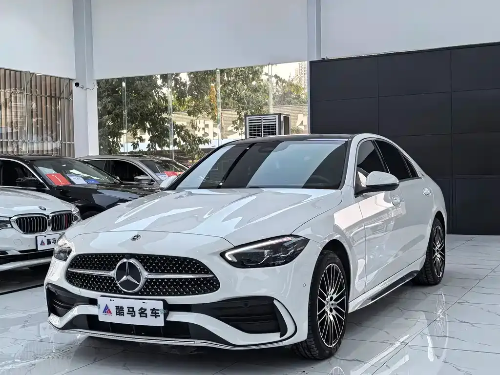 Mercedes-Benz C-Class — фото 1
