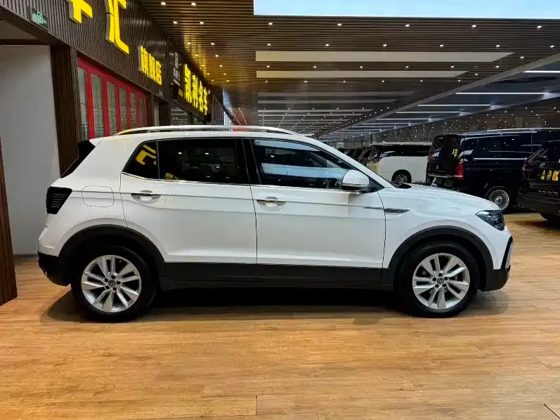 Volkswagen T-Cross — фото 5