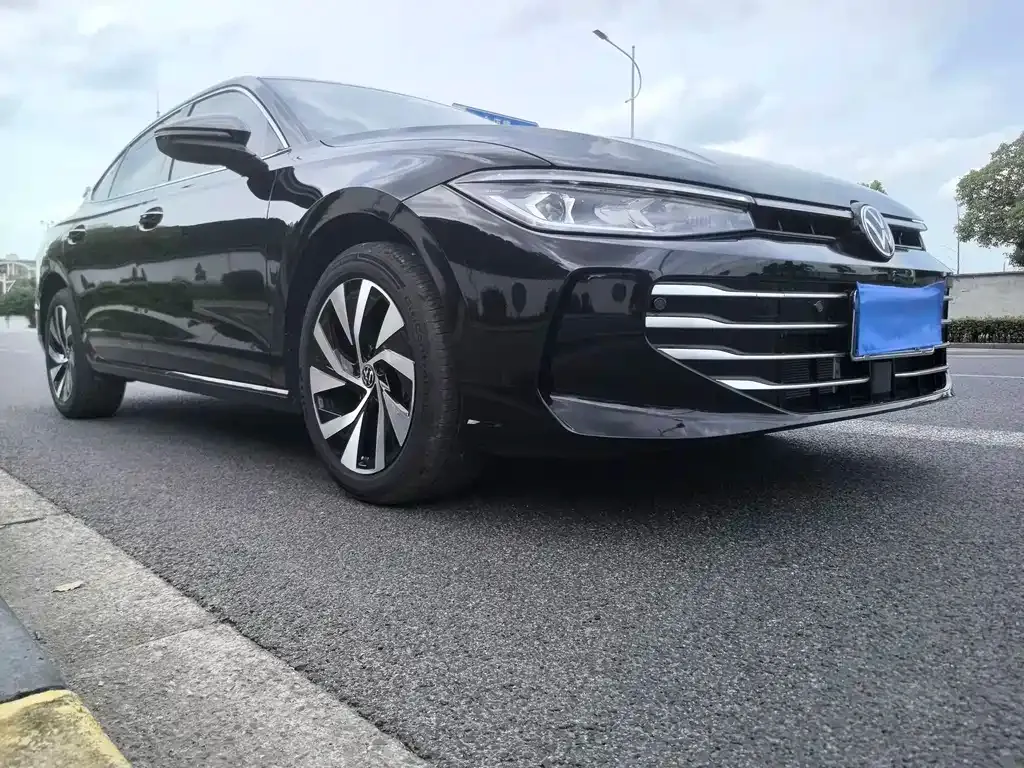 Volkswagen Passat — фото 5